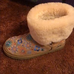 Ugg boot half ankle